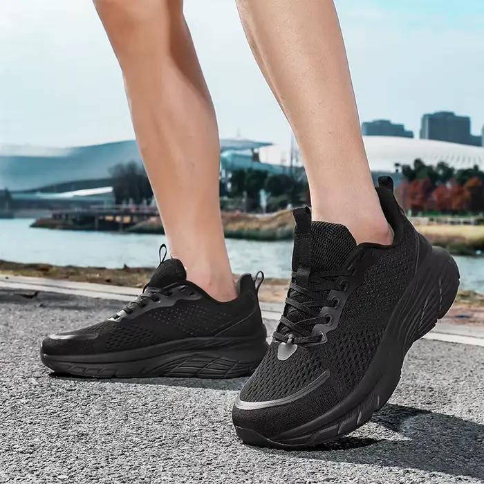 Chaussures de course à bout large pour hommes