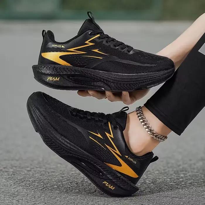 Chaussures de course tendance pour hommes et femmes