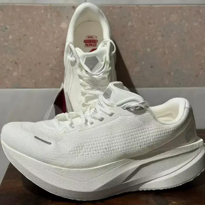 Chaussures de sport Super Cool pour hommes et femmes