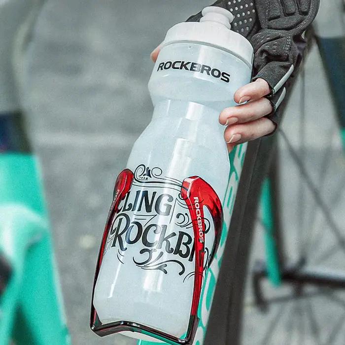 Bouteille d'eau de vélo en plastique