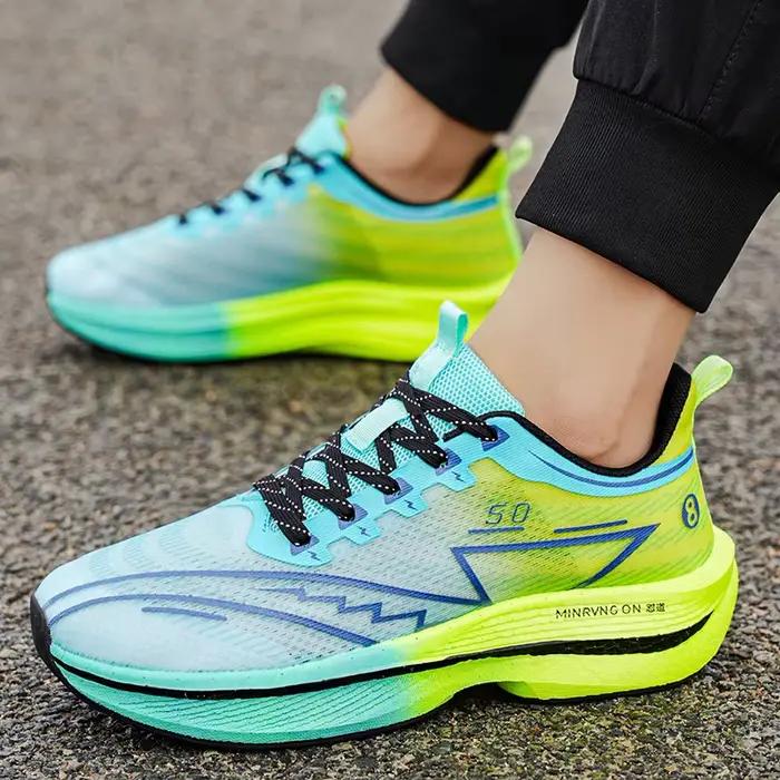 Chaussures de course légères et respirantes pour hommes et femmes adaptées à la course légère et aux demi-marathons occasions sportives et cadeaux pour débutants