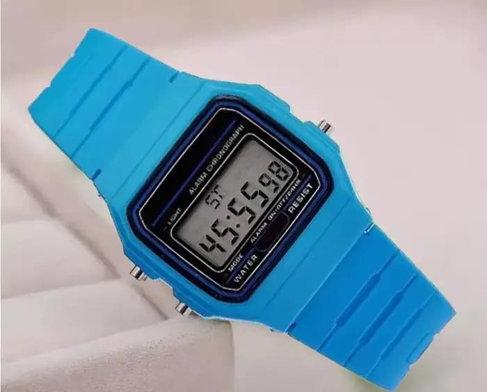 Montre numérique LED sport pour homme