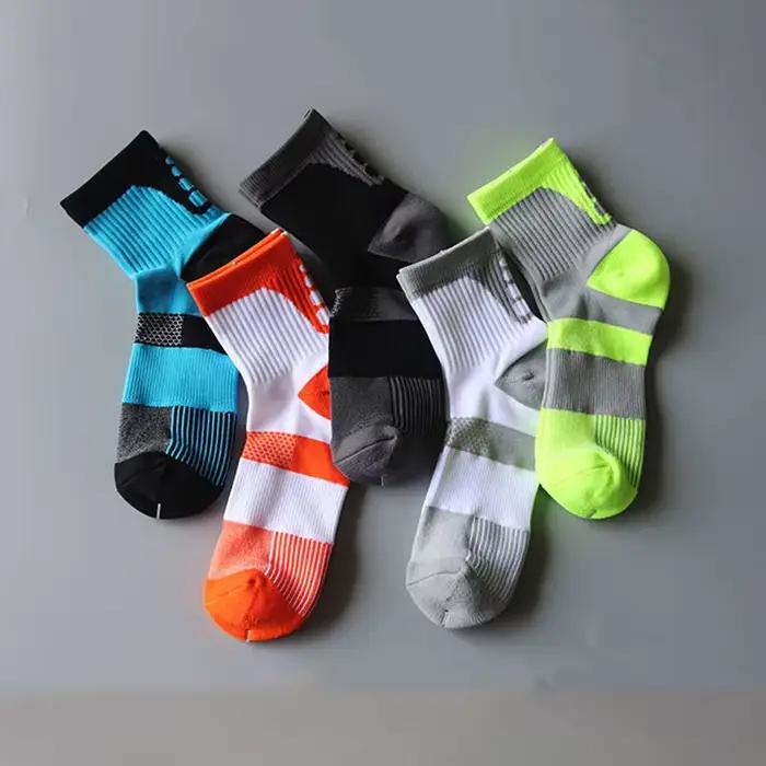 Chaussettes de course automne hiver homme Nylon Marathon basket-ball sport quart chaussette