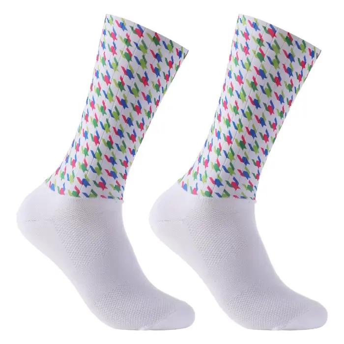 Chaussettes de cyclisme sans couture 2026 polyester nylon élasthanne compression genou pour cyclisme course à pied sports plein air hommes