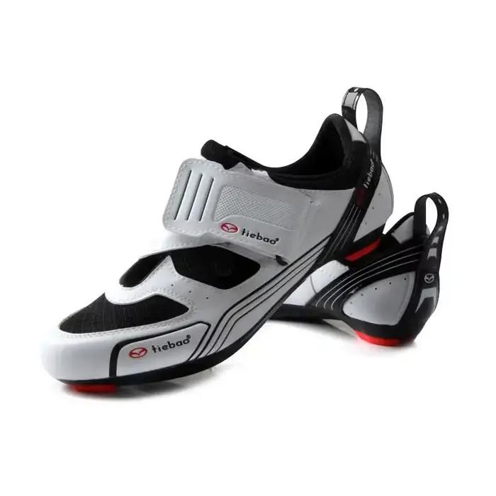 Chaussures de vélo de route homme respirantes antidérapantes pour triathlon et cyclisme de montagne pointure ajustée confort durable