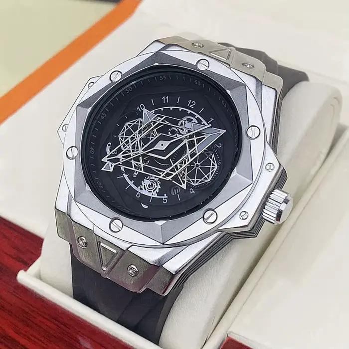 Montre-bracelet à quartz lumineuse pour homme avec bracelet en silicone