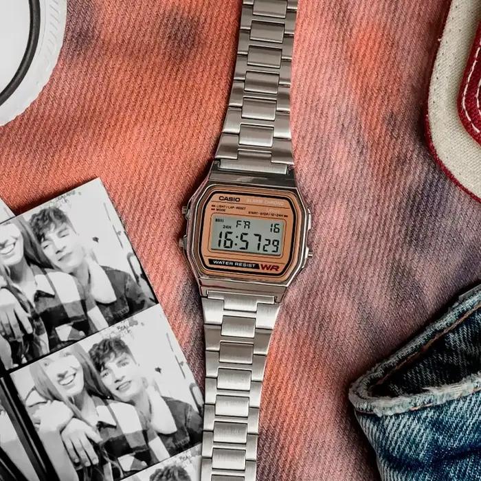 Montre électronique CASIO A158WEA-9 rétro