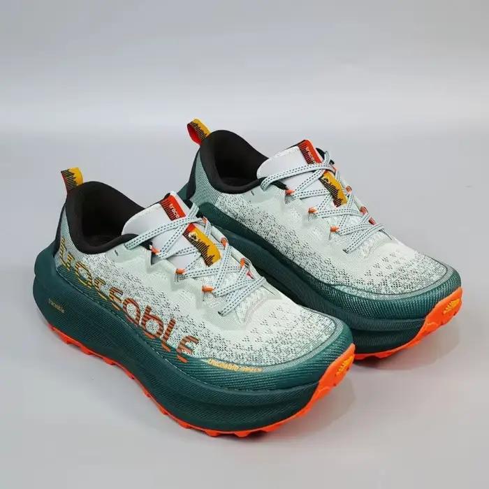 Chaussures de trail de WOMY pour hommes en microfibre avec semelle en caoutchouc pour randonnées et courses sur sentier occasions spéciales
