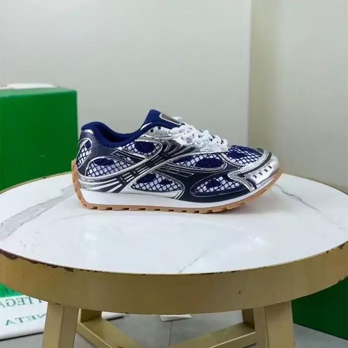2025 nouvelles chaussures de course de sports de plein air de haute qualité marche jogging baskets