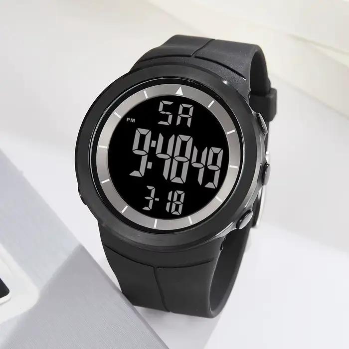Montres numériques pour hommes