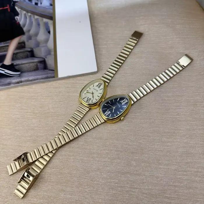 Célèbre marque dames montres serpent tête montre femmes de luxe cadeau Quartz