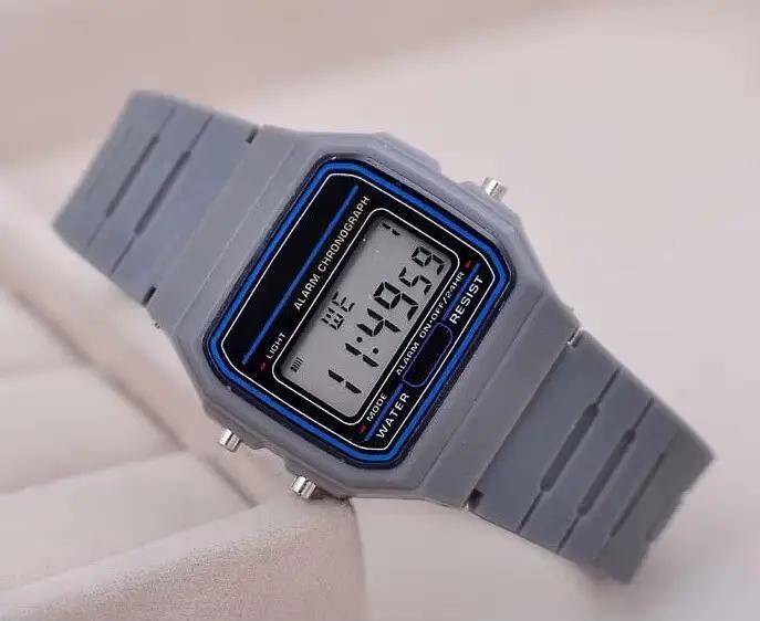 Montre numérique LED pour hommes