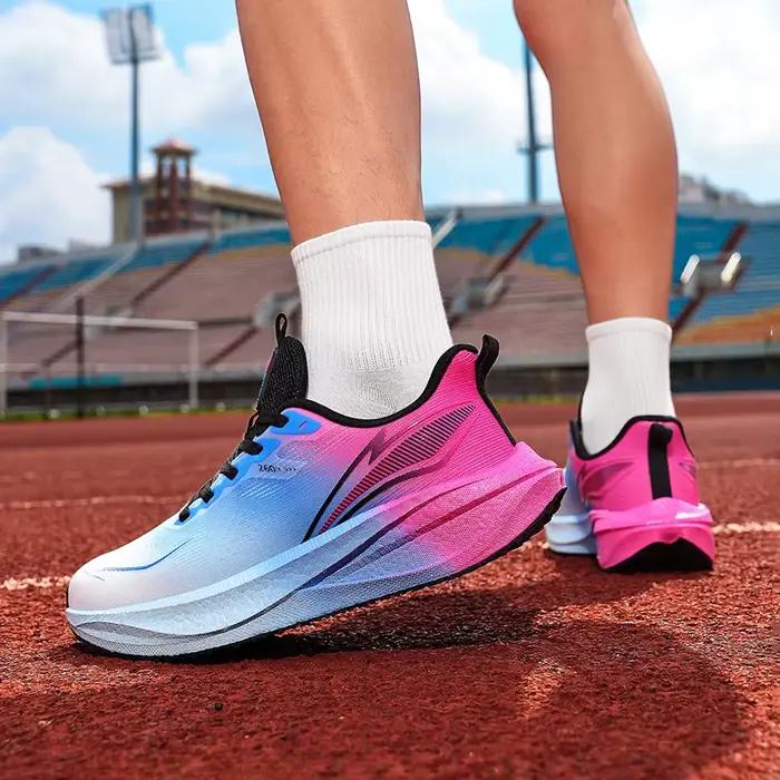 Chaussures de course pour hommes, baskets de sport respirantes, légères et confortables, avec coussin d'air et plaque en carbone, pour marathon, athlétisme en plein air, pour femmes