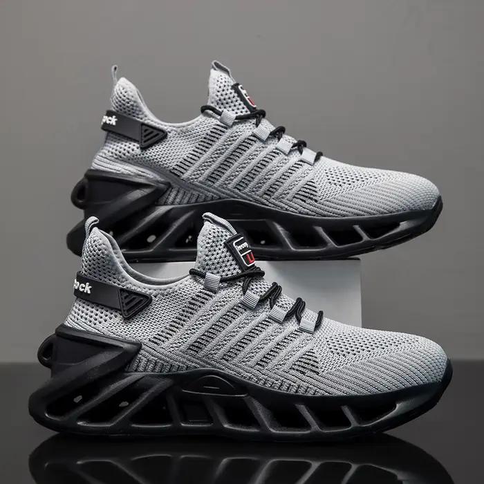 Chaussures de course pour hommes avec semelle à lame