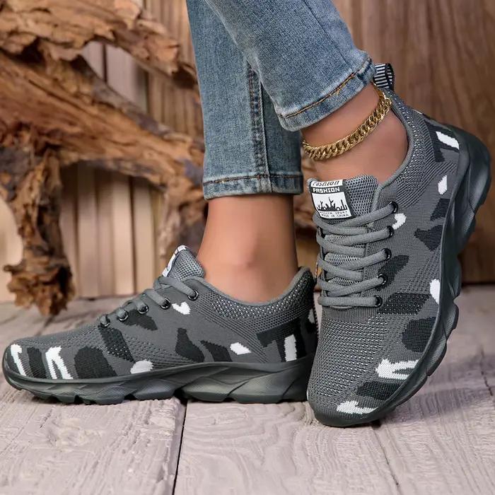 Baskets légères camouflage pour femmes