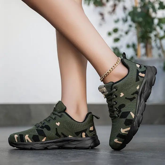 Baskets légères camouflage pour femmes