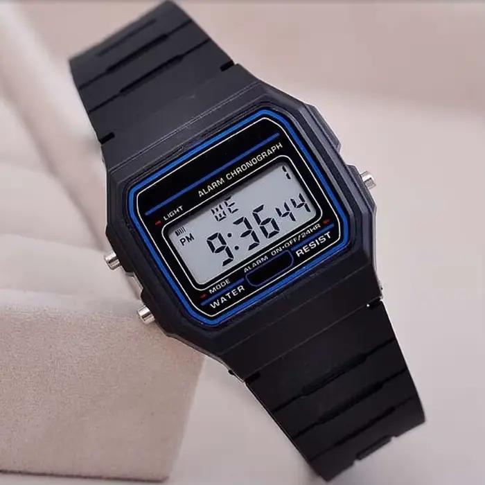 Montre numérique LED pour hommes