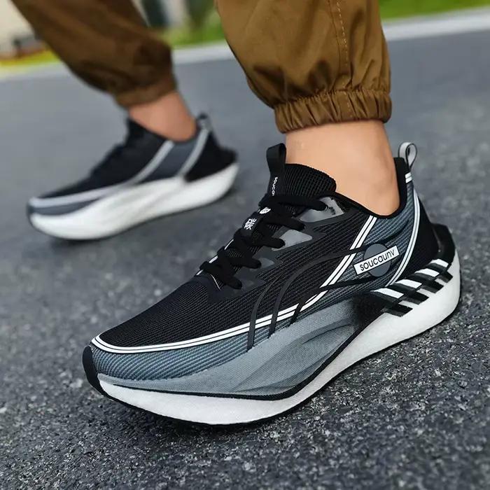 Chaussures de course avec plaque en carbone, spécialité marathon, respirantes, légères, confortables, antidérapantes, pour hommes et femmes