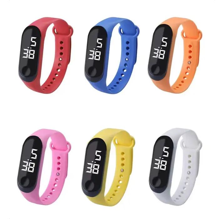 Montres de sport électroniques pour filles