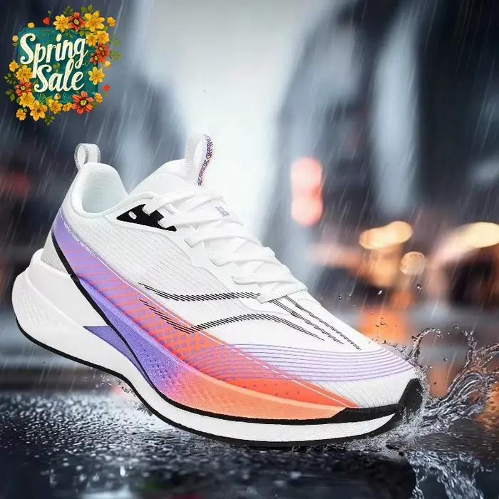Chaussures de course avec plaque en carbone